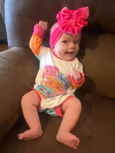 Load image into Gallery viewer, Baby girls sing tape long sleeve rompers