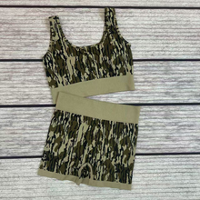 Load image into Gallery viewer, Adult Women Sleeveless Olive Bottomland Camo Vests Top Sports Short Sets