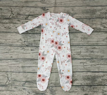 Load image into Gallery viewer, Baby girls white floral long sleeve rompers