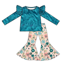 Load image into Gallery viewer, Baby Girls fall blue velvet tops bell pants clothing sets