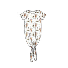 Load image into Gallery viewer, Baby newborn western teepee horse gowns