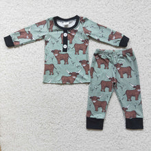 Load image into Gallery viewer, Baby Boys green west highland cow fall pajamas clothes sets