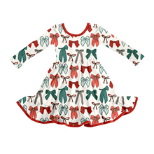 Load image into Gallery viewer, Baby Girls Green Red Bows Plaid Christmas Ruffle Knee Length Dresses
