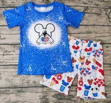 Load image into Gallery viewer, Baby boys 4th of July castle ruffle shorts
