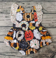 Load image into Gallery viewer, Baby girls Halloween pumpkin bubbles rompers
