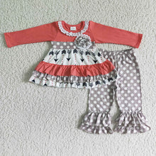 Load image into Gallery viewer, Baby Girls Arrow ruffle dots legging fall sets
