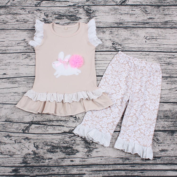 Girls brown bunny capris sets