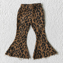 Load image into Gallery viewer, Baby girls Denim leopard pants Jeans
