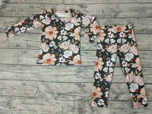 Load image into Gallery viewer, baby girls black floral fall pajamas sets

