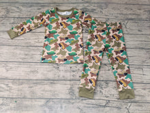 Load image into Gallery viewer, Baby Boys camo tank pajamas pants sets
